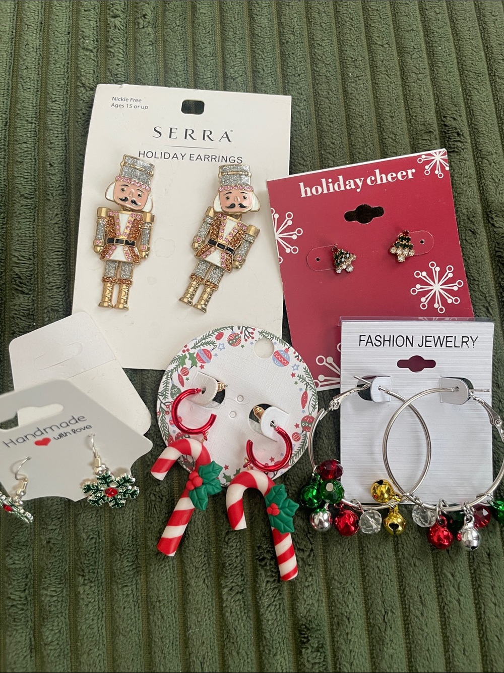 Holiday earring bundle